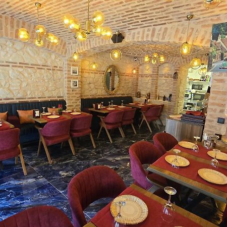 Safir Gold Hotel Istanbul Bagian luar foto