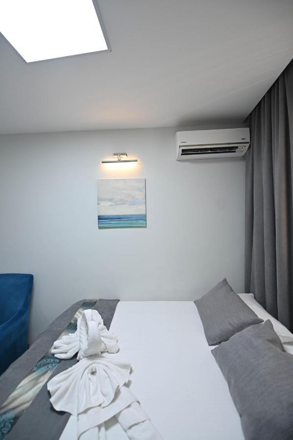 Safir Gold Hotel Istanbul Bagian luar foto