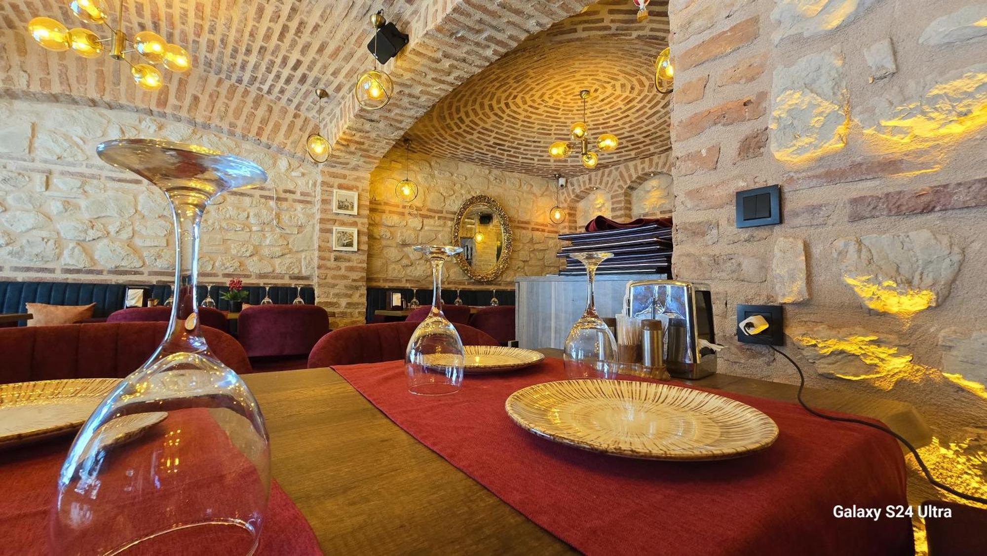 Safir Gold Hotel Istanbul Bagian luar foto